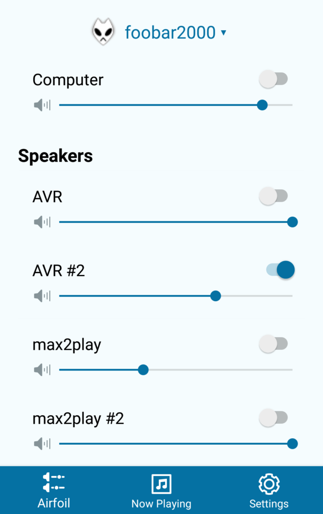 Airfoil Musik Streaming per Airplay und Bluetooth mit Multiroomfunktion Die AIRFOIL Musik Streaming App von der Firma Rogue Amoeba bietet sozusagen alles, was man braucht, um Musik von seinem PC an irgendein Airplay Gerät oder Bluetooth Lautsprecher zu senden. Seit nicht all zu langer Zeit bietet die nützliche Software auch die Möglichkeit an mehrere Geräte gleichzeitig zu senden und die Musik zu synchronisieren. Es gibt auch eine iOS/Android App, die als Airfoil Reciever dient und damit jedes Handy als Musikempfänger umfunktioniert. Somit lassen sich also einfach und günstig ein paar Lautsprecher und Airplay Geräte für kabelloses Streaming und Multiroom Audio nutzen.